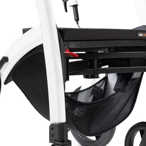 Seat basket accessory for the Rollz Motion rollator