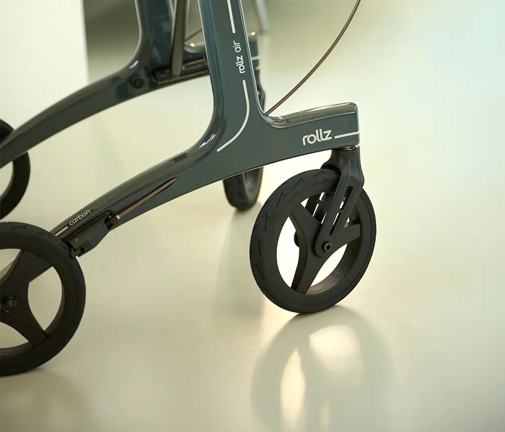lightweight rollator with soft tires